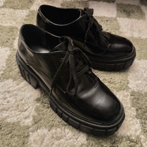 Madden Girl Black Oxford Platform Women's Shoes